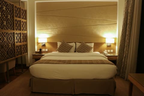 Golden Tulip Dammam Corniche Hotel, Room