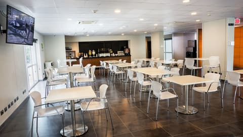 City Express Plus by Marriott Cali Colombia, Breakfast area