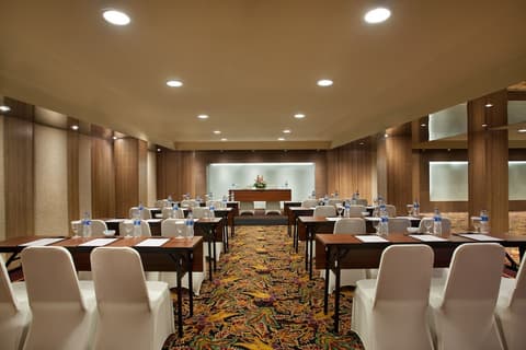 Ramada by Wyndham Bali Sunset Road Kuta, Meeting facility