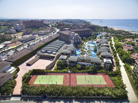 Sunis Kumköy Beach Resort Hotel & Spa - All inclusive, Tennis court