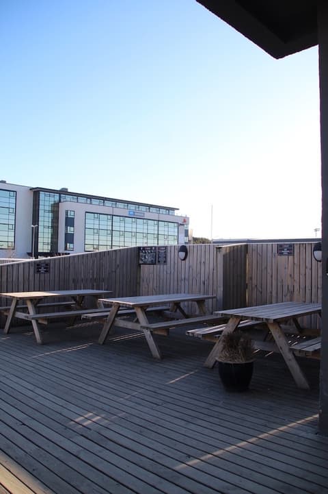 Bus Hostel Reykjavik, Terrace/patio