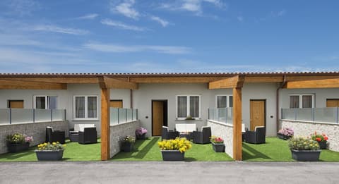 Simon Hotel, Terrace/patio