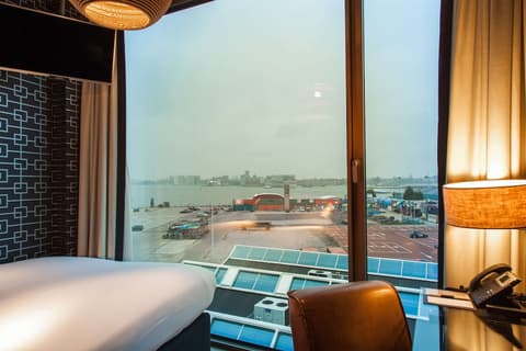 DoubleTree by Hilton Hotel Amsterdam - NDSM Wharf, Room