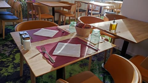 Hôtel Pont Rouge, Carcassonne, Restaurant