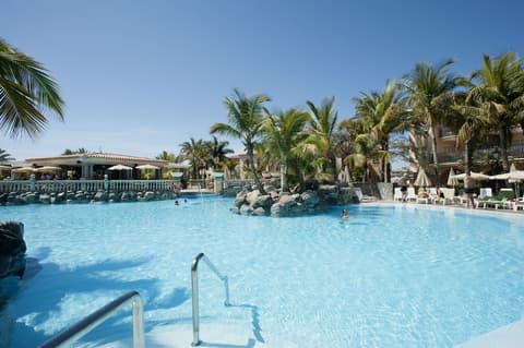 Palm Oasis Maspalomas, Outdoor pool