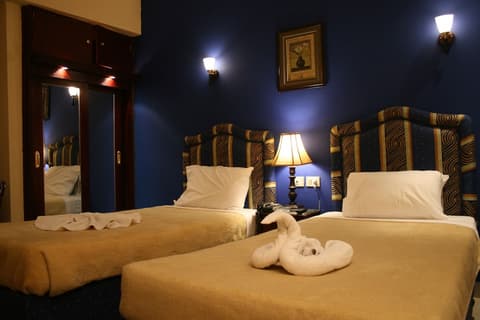 Holidays Express Hotel, Room