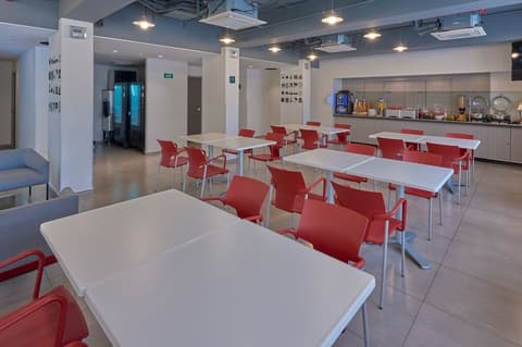 City Express Junior by Marriott Puebla Finsa, Breakfast meal