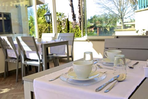 La Villetta Suite, Breakfast area