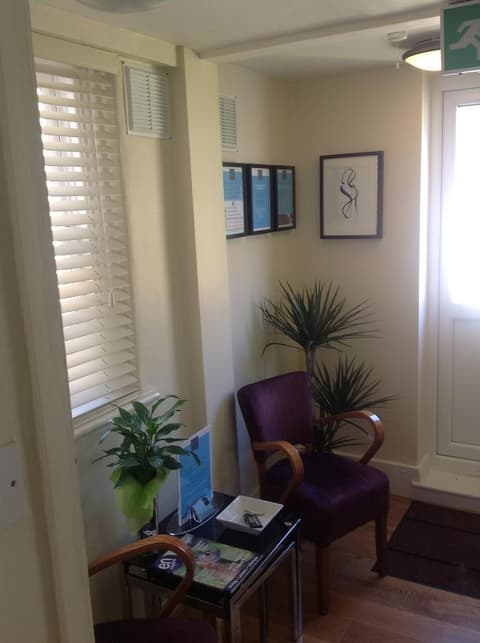 The Stag Enfield, Lobby