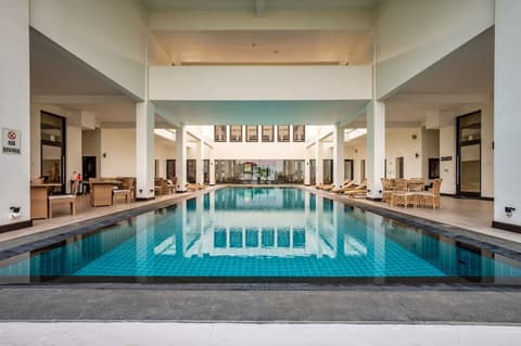 Shinagawa Beach, Pool