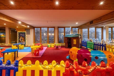 Hotel Piandineve, Children's play area - indoor