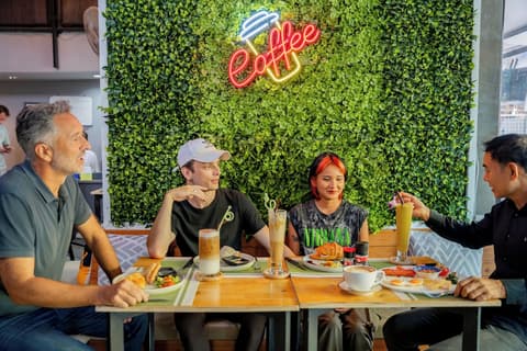 Unotel Karon Beach, Restaurant