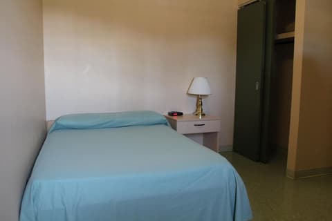 Glendenning Hall, Room