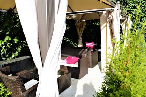 Ascot Hotel, Children's area