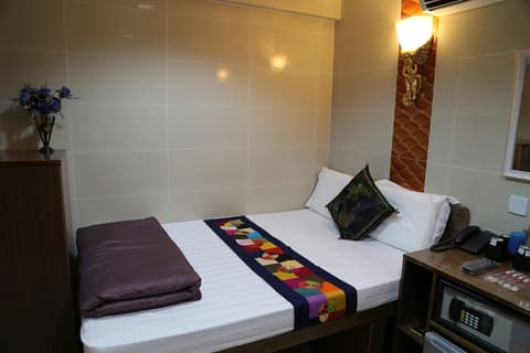 Australian Guest House, Room
