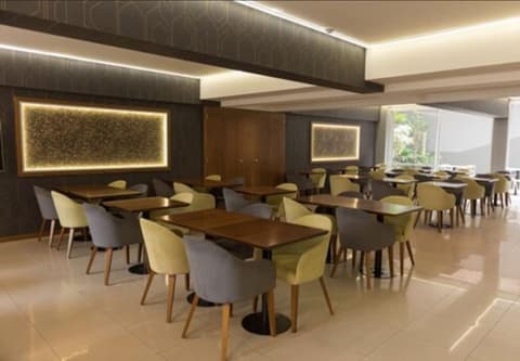 Urbana Class Hotel, Breakfast area