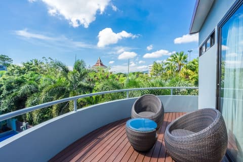 Baan Suwantawe, Terrace/patio