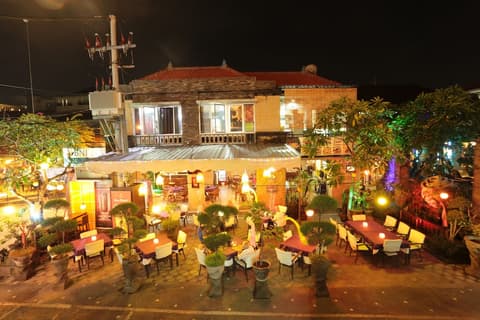 La Walon Hotel, Restaurant