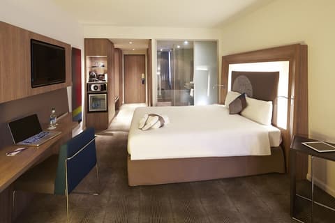 Novotel London Brentford, Room