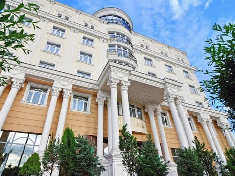 Hotel Lord Warsaw Airport, Front of property