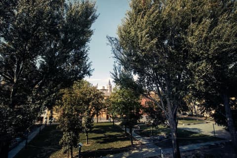 Residence Liberty Hotel, Property grounds