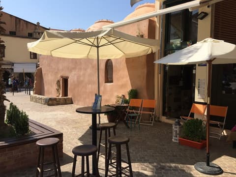 Nikolas Rooms, Terrace/patio