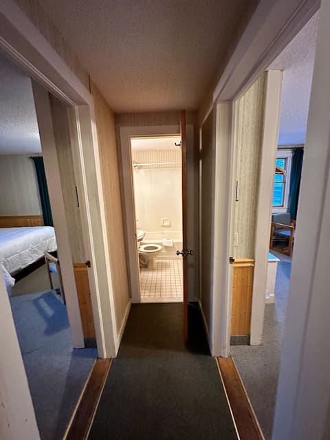 Maple Leaf Inn - Lake Placid, Room