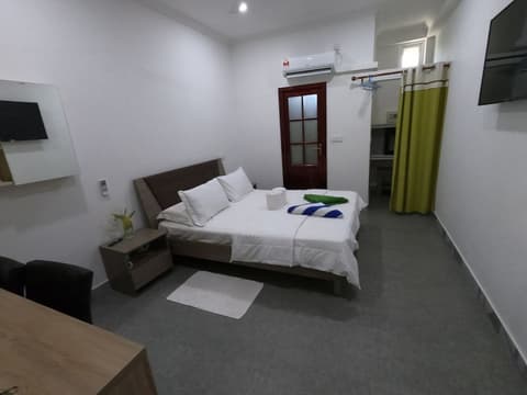 Dhangethi Inn, Room