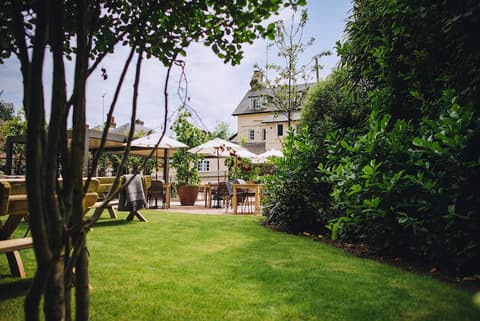 The Drummond at Albury, Garden