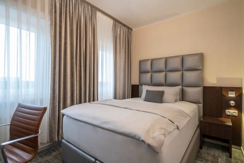 NP Hotel Königshof, Room