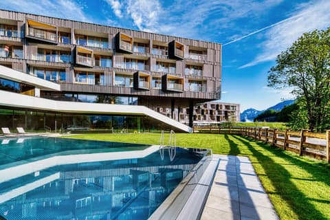 Falkensteiner Hotel Montafon - The Leading Hotels of the World, Indoor/outdoor pool