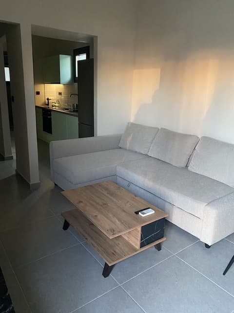 Galio Suites Airport by Airstay, Room