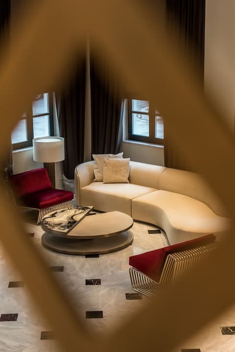 Grand Hotel Kalamata, Reception