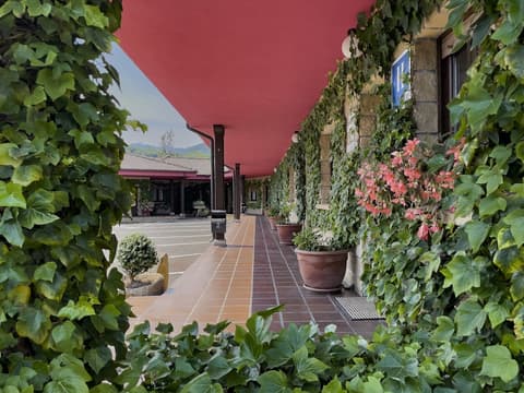 Hotel Rural La Ruta de Cabrales, Front of property