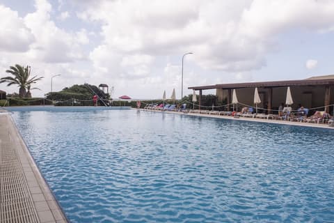 Hotel Calabona, Pool