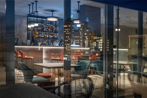 J44 Lifestyle hotel, Terrace/patio