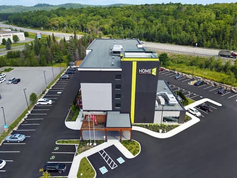 Home2 Suites by Hilton Huntsville, Exterior