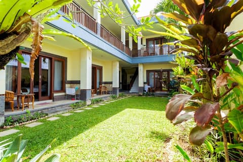 Sakura Guesthouse, Terrace/patio