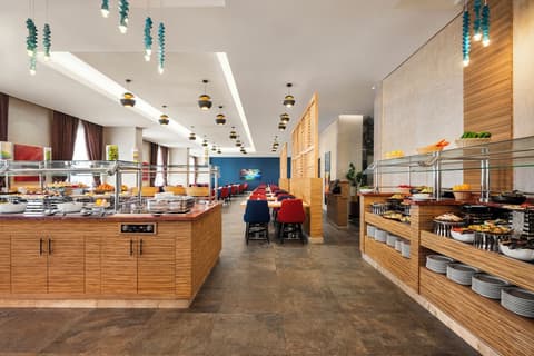 Novotel Makkah Thakher City, Restaurant