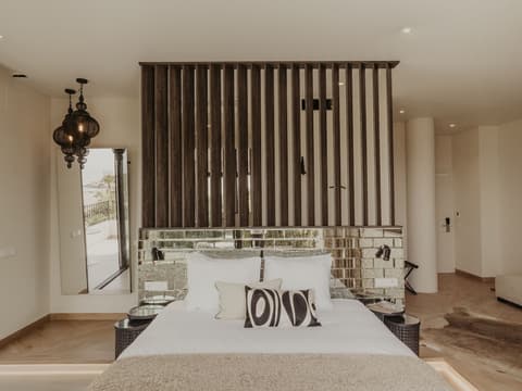 Comfy Studios Hotel, Room