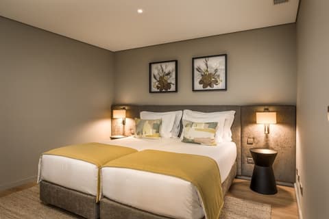 Legends' House by Sweet Porto, Room