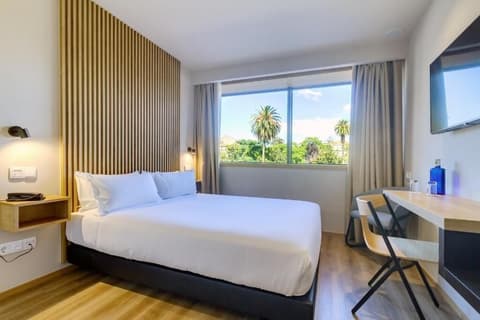 room Select Porto, Room