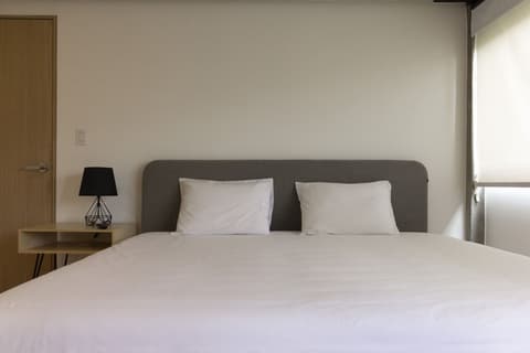 El Doce by Homi Rent, Room