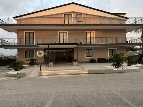 Hotel Futuro, Exterior