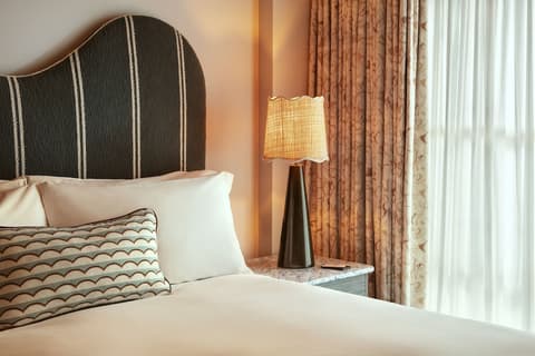 The Hoxton Shepherds Bush, Room