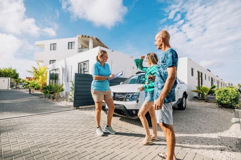 Belnem House Bonaire, Reception