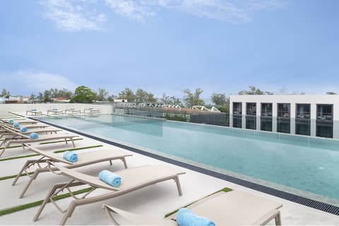 JonoX Phuket Karon Hotel, Rooftop pool