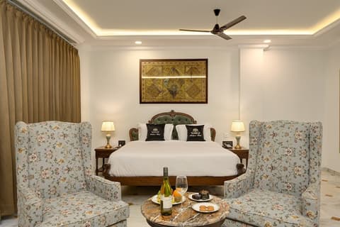 Shahpura Barliyas House, Room