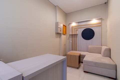 Josh Guest House, Lobby