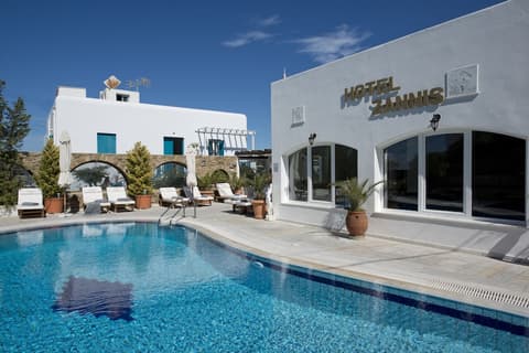 Zannis Hotel, Pool